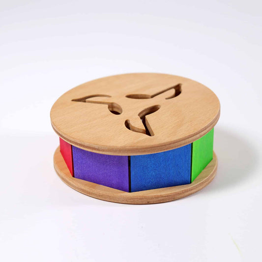 Jucărie zornăitoare, Rotiță colorată cu clopoțel și bile, curcubeu, lemn, Grimms