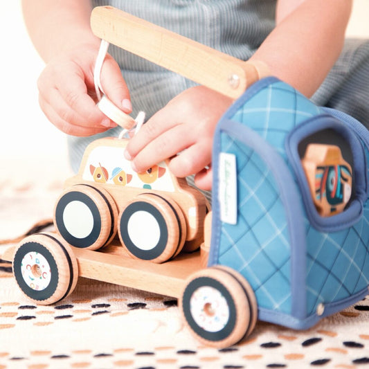 Mașină de tractări de jucărie, lemn, albastră, Lilliputiens