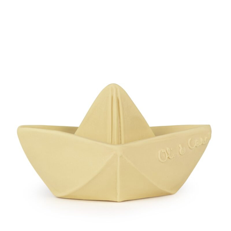 Jucarii baie in forma de barcuta origami de culoarea vaniliei de la Oli&Carol
